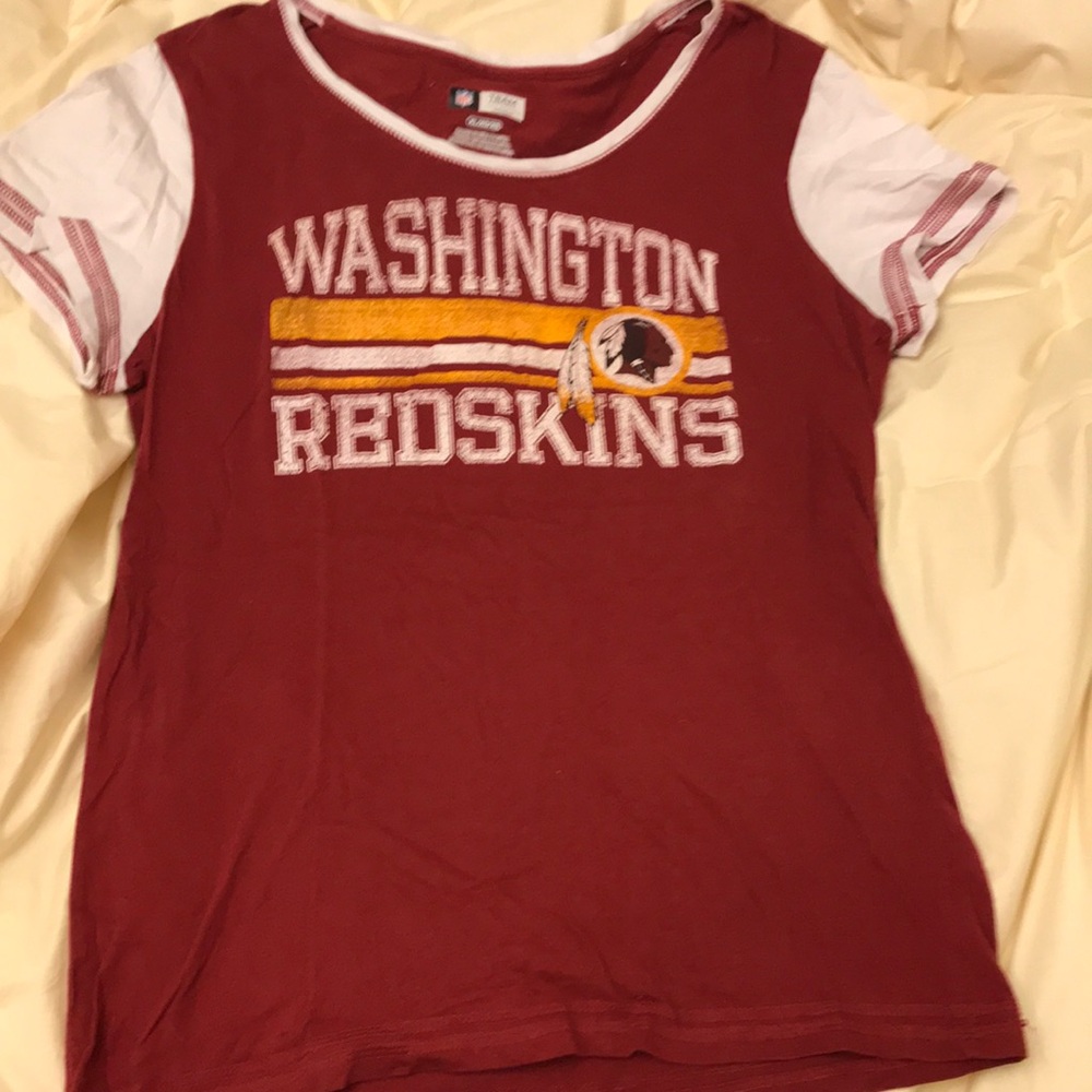 Adult small Washington Redskins tshirt